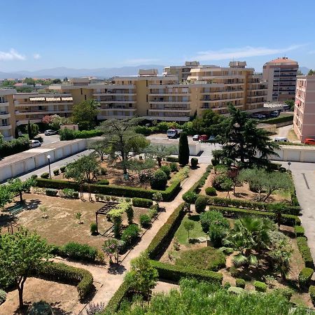 L'Appart Frejus Plage Экстерьер фото